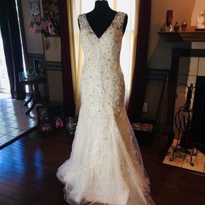 Mori Lee Bridal Gown - Style 2816 - Size 10